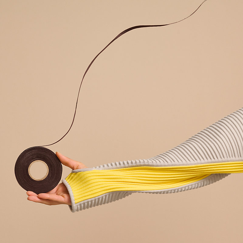 ヨガニット - グレー | Hermès - エルメス-公式サイト